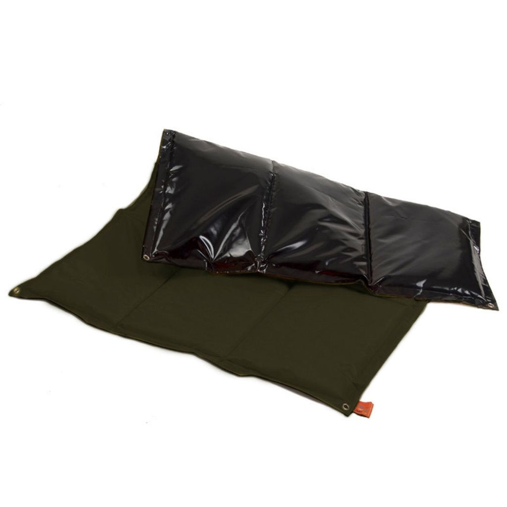 Buitenspeelkleed leger kleur groen kidzimpulz met dik zwart pvc bisonyl vocht en vuil werend voor baby dreumes peuter kleuter picknicken en spelen rollen en kruipen voor buiten kinderopvang kdv ikc buitenschool school kleuter basisschool bso scouting babygroep gastouder opvang 