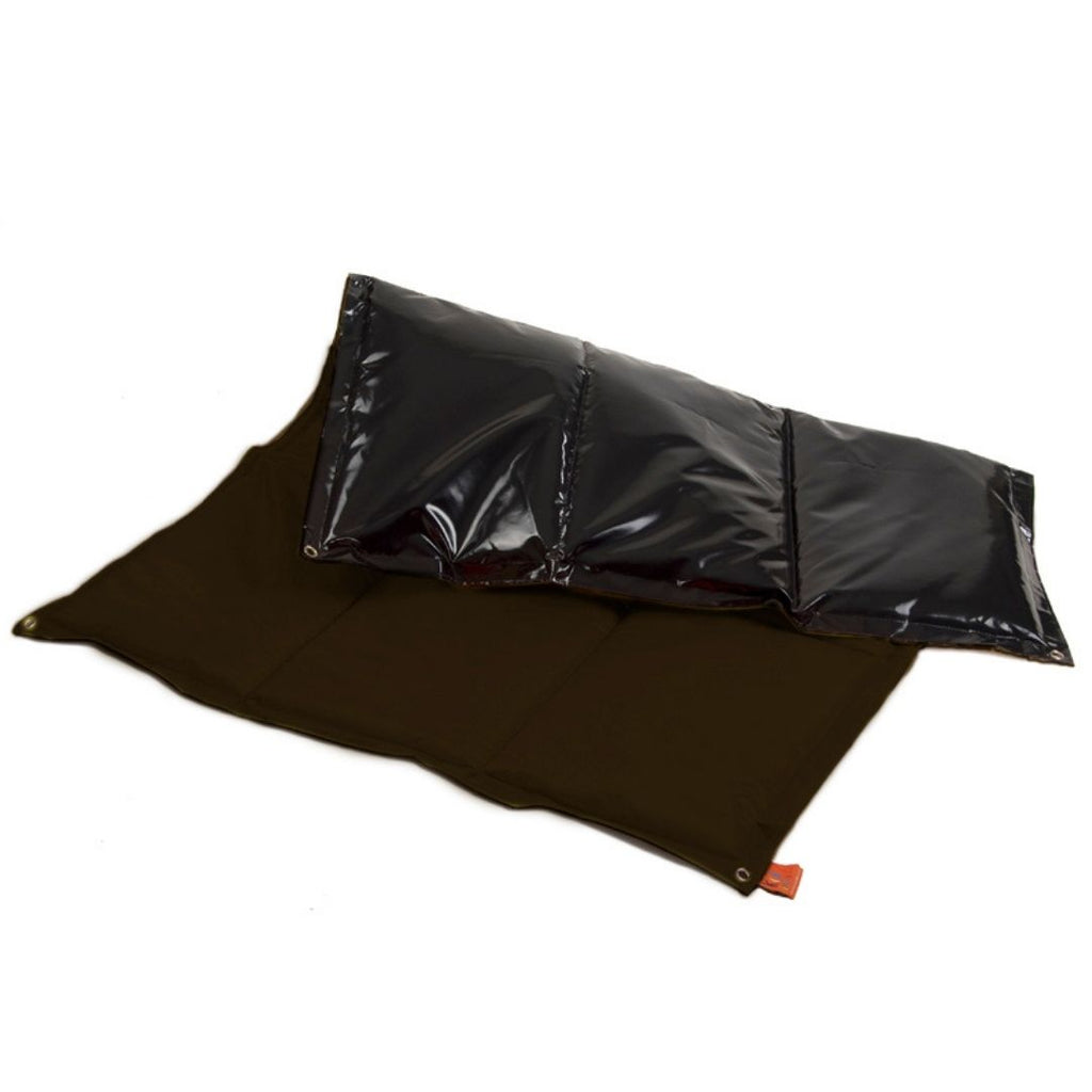 Buitenspeelkleed speel kleed kleur donker bruin  kidzimpulz met dik zwart pvc bisonyl vocht en vuil werend voor baby dreumes peuter kleuter picknicken en spelen rollen en kruipen voor buiten kinderopvang kdv ikc buitenschool school kleuter basisschool bso scouting babygroep gastouder opvang 