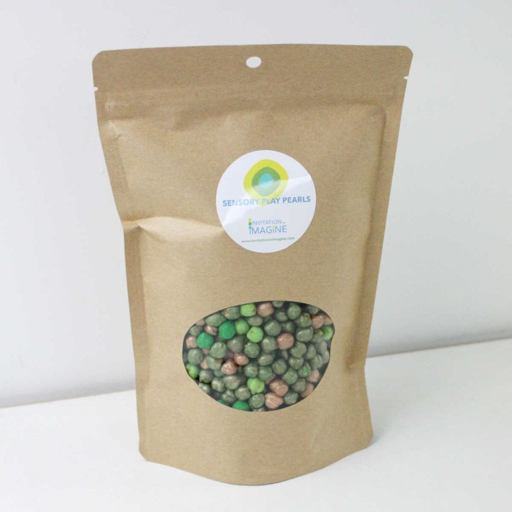 speelparels pearls veilig geverfde parelmoer kikkererwten of parels om sensorisch mee te spelen blauw aqua en mint water sensory sensopatische activiteiten