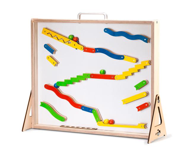 Jonely eduplay magnetisch bord knikkerbaan en schoolbord in een educatief activiteitenbord spelletjesbord voor kdv kinderdagverblijf bso school kinderpraktijk coachingspraktijk vakantiepark peuterspeelzaal speciaal onderwijs basisschool wachtruimtes spelletjes 
